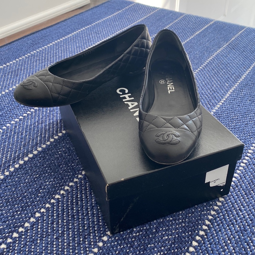 Chanel quilted flats - size 38